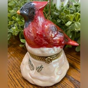 Mr. Christmas Musical Cardinal Hinged Trinket/Music Box 4.5"x3.5" WORKS